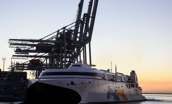 The largest electric ferry in the world is built to cross the Río de la Plata