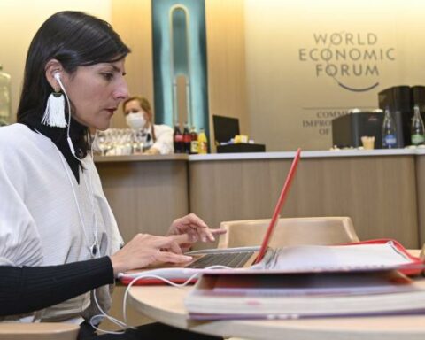 The positions found after the Minenergía announcement continue