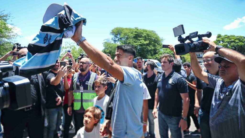 The success of Luis Suárez in signing for the Gremio