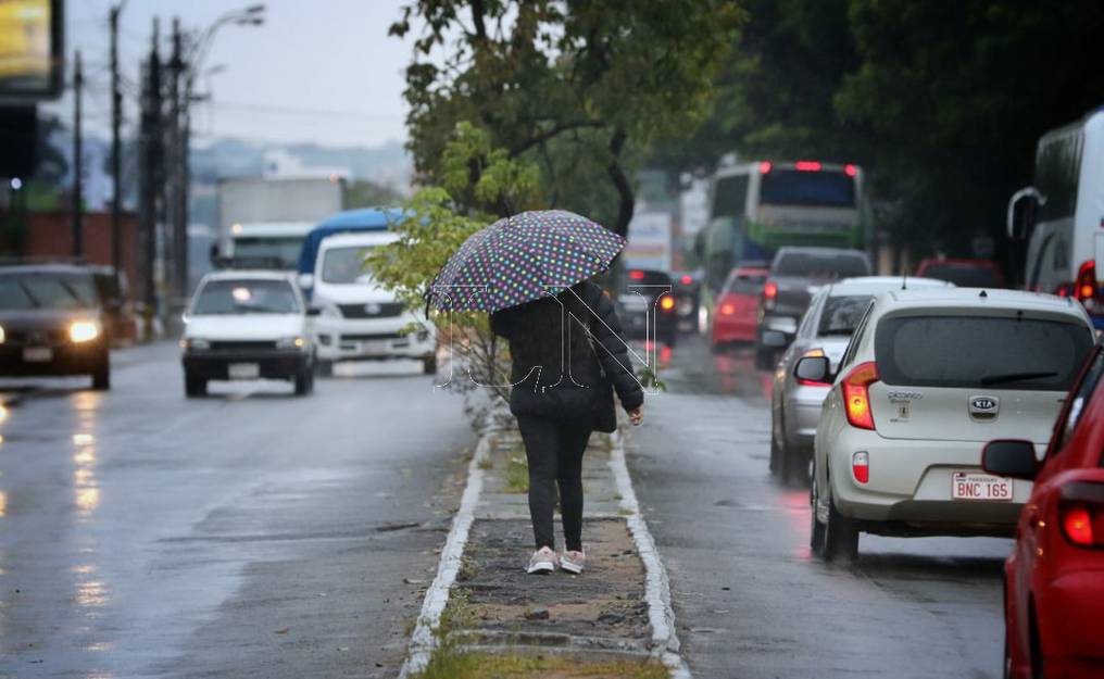 They announce a maximum of 30ºC, rains and occasional storms