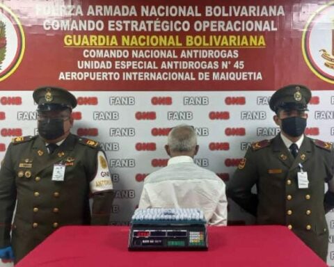 They arrest a subject with 75 fingers of cocaine in Maiquetía