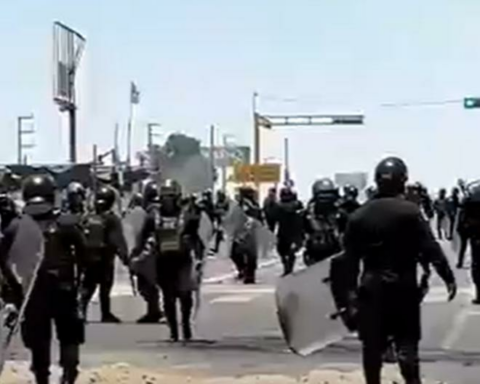 They intervene Bolivian with food for vandals