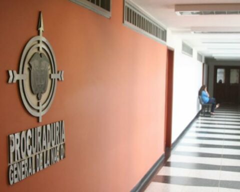 They open an investigation against the Superintendent of Family Subsidy