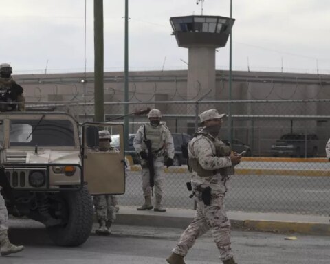 They recapture two inmates who escaped from the Ciudad Juárez prison