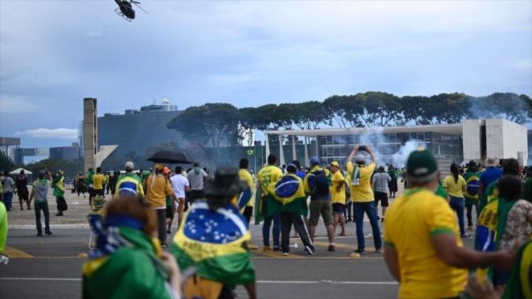 They seek political responsibilities for the coup in Brazil
