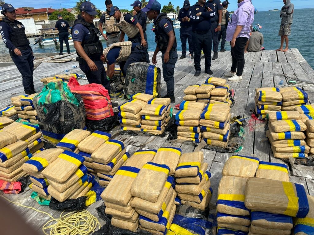 They seized 458 panelas of marijuana in Chichiriviche