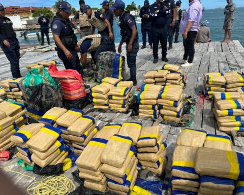 They seized 458 panelas of marijuana in Chichiriviche