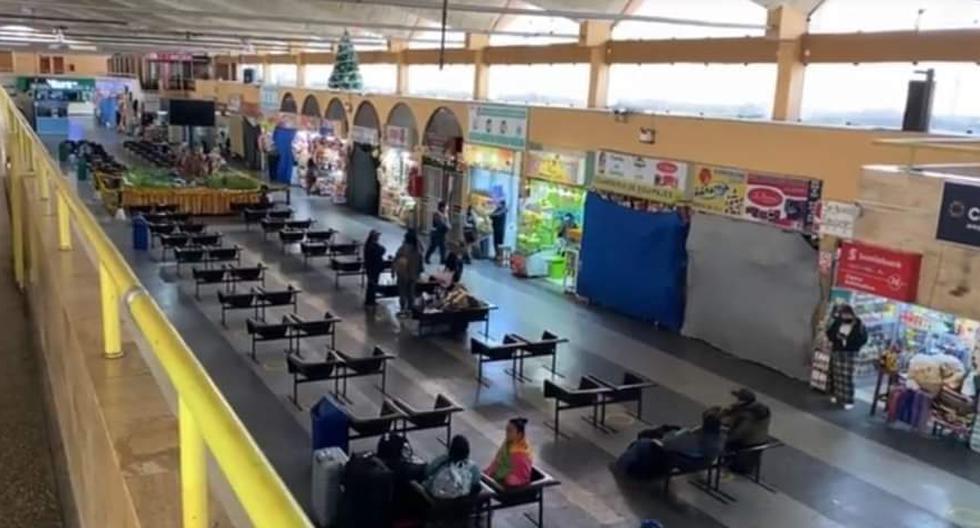 They suspend the sale of tickets in the terrestrial terminal of Arequipa