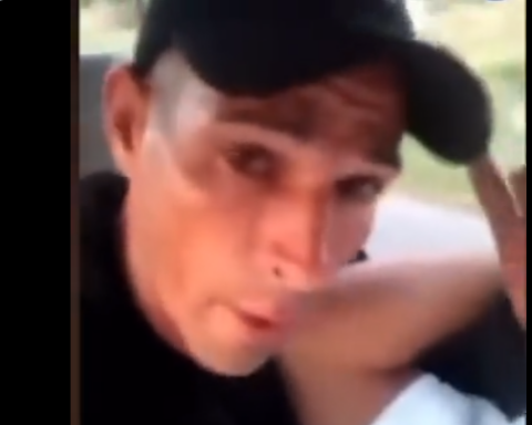 Trasladan cadáver de cubano en bicitaxi, a falta de carro fúnebre