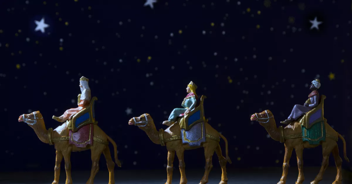 This year the CDMX Metro helps the Three Wise Men deliver gifts