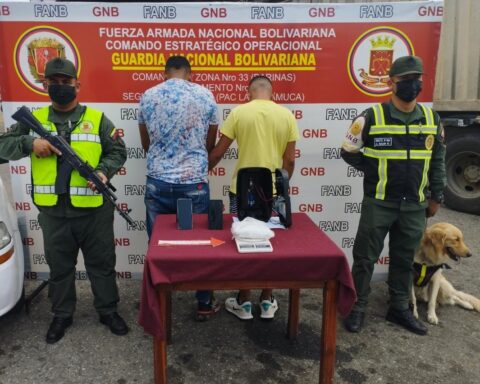 Three subjects arrested for drug trafficking in the western part of the country