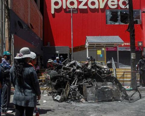 UN asks Peru to respect human rights by containing protests after 40 deaths