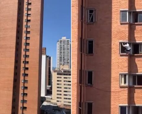 Video|  Woman risks her life to clean windows 10 stories high