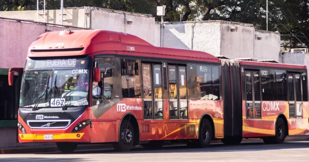 With the reopening of Line 12, the route of the Metrobús Coyuya Tláhuac changes