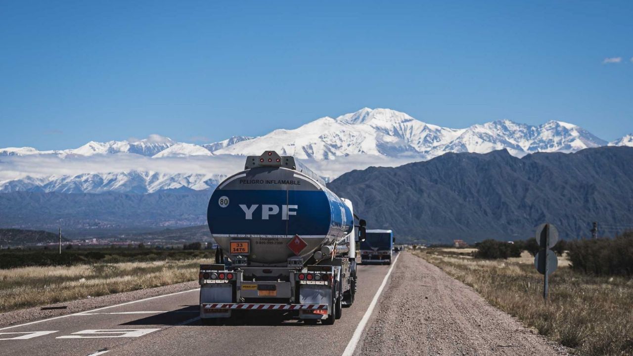 YPF carries out the 4% increase agreed with the Nation in fuels