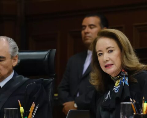 Yasmín Esquivel Case: When does a political trial proceed?