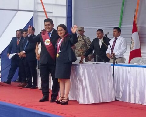 Zósimo Cárdenas Muje is sworn in as the new regional governor of Junín (VIDEO)