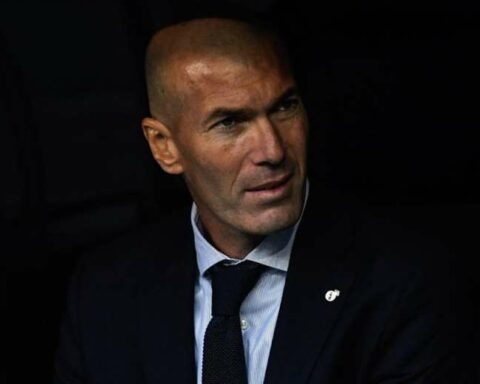 "I wouldn't have answered the phone"Said Le Graet about Zidane