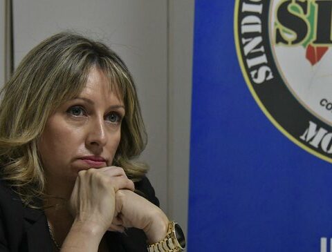 "Like the owl that makes 'sh', everyone quiet": Union response to order not to comment on Heber's plan