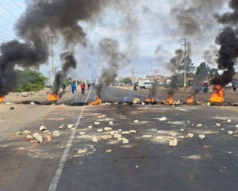 27 vandals sentenced for blocking roads in Ica