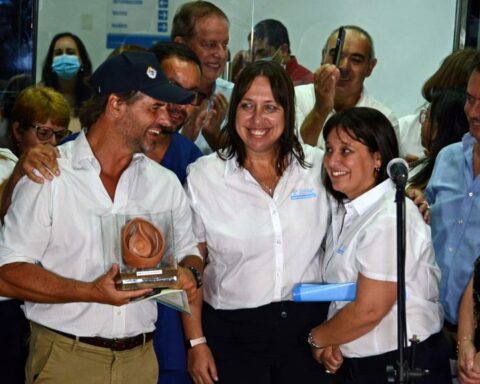 ASSE presented remodeling of the auxiliary center with the assistance of President Lacalle Pou