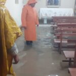 After the rain, they work five hours to get water from the church in Concepción (VIDEO)