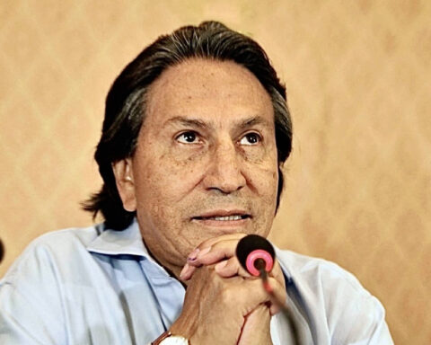 Alejandro Toledo refuses to turn himself in to the US authorities, says prosecutor Rafael Vela