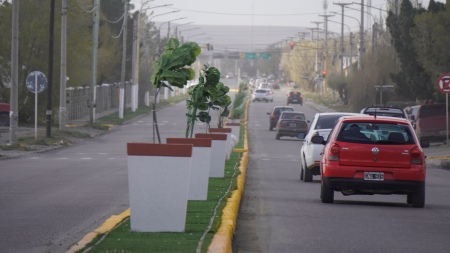 Alert for storms and strong winds in thirteen provinces