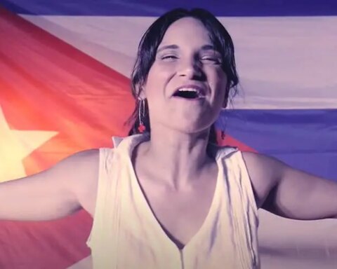 Annie Garcés, cantante