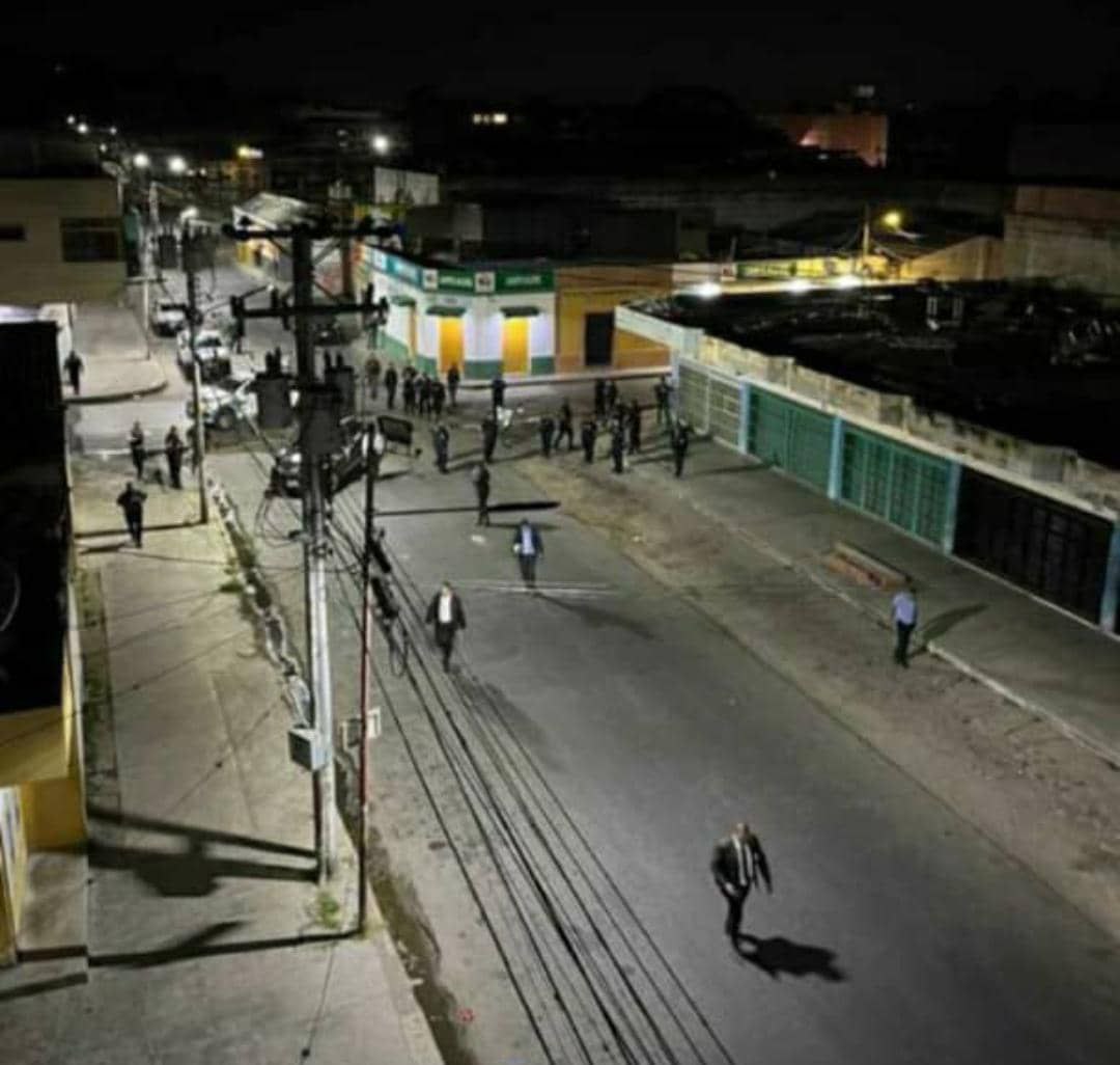 Armed group attacked a police commission in Carabobo