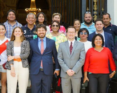 Avanza País received the 'No to the Constituent Assembly' movement in Congress