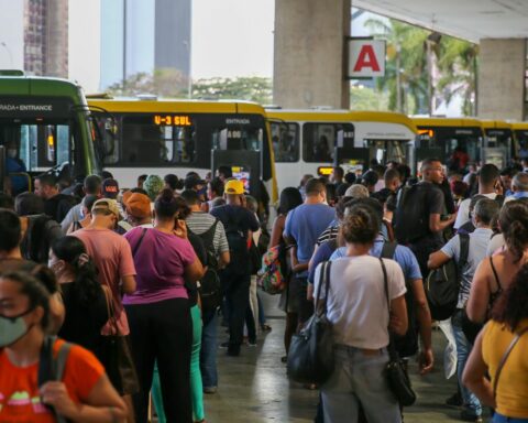 Average unemployment rate in 2022 was 9.3%, says IBGE