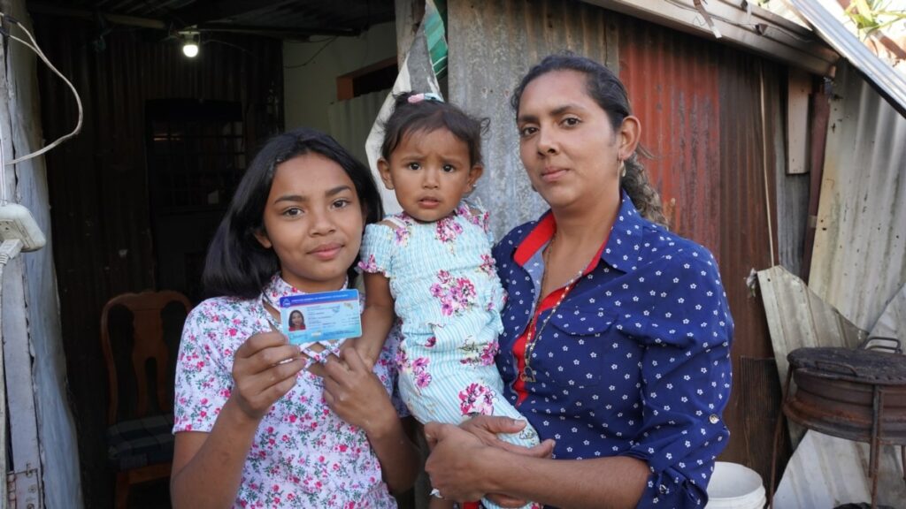 Beyond a card: Nicaraguan migrant children and their right to identity