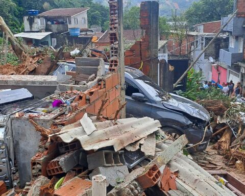 Bolsa Família will be advanced to victims of the rain on the coast of SP