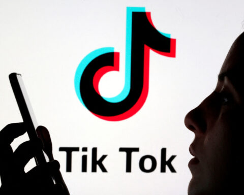 Canada Bans TikTok on Government Mobile Devices