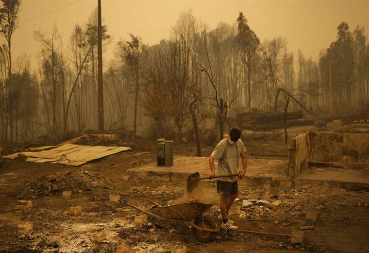 Chile: violent fires continue, at least 24 dead