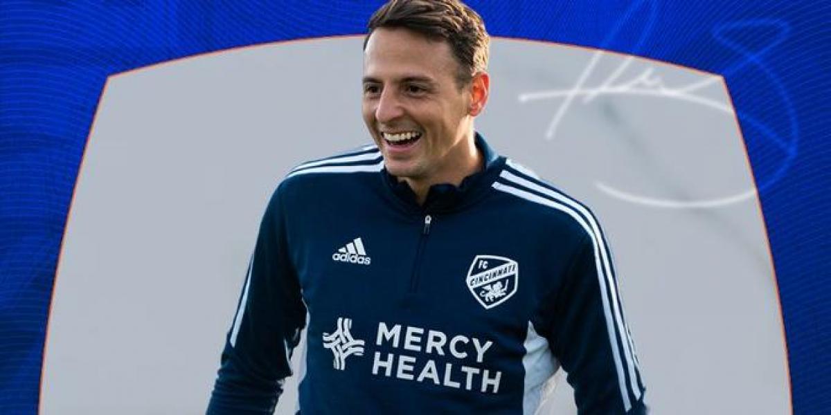 Cincinnati announces Santiago Arias