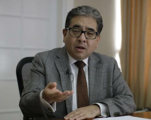 Comptroller: 8,730 officials have alleged responsibility for mismanagement of public funds