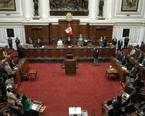 Congress: Extend legislature until Friday, February 17