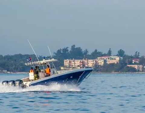 Cuba, gyardafronteras, lancha