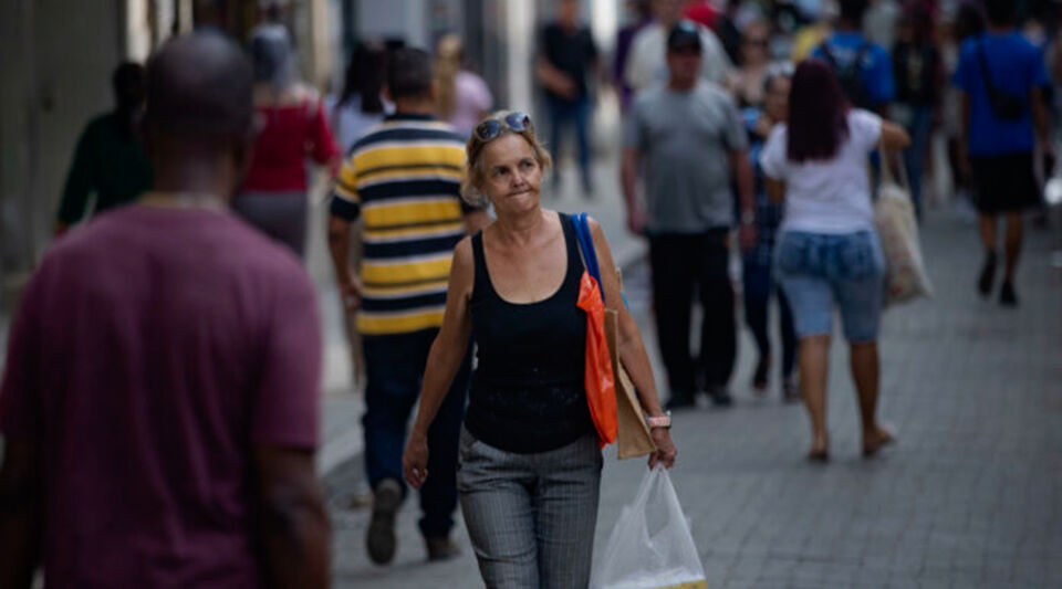 Cuba's demographic crossroads: no young people of working age in sight