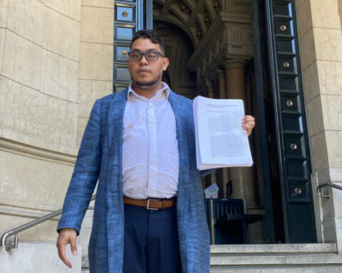 Danny Ramírez will denounce stripping of his nationality before the Criminal Court of Argentina