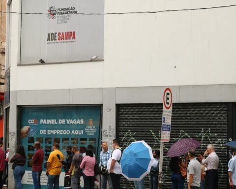 December closes with a negative balance of 431,011 jobs, says Novo Caged