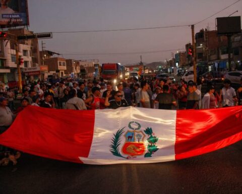 'Dedicate yourself to governing Colombia', message from the president of Peru to Petro