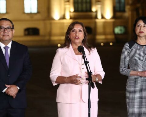 Dina Boluarte asks AMLO not to prevent her from assuming the pro tempore presidency of the Pacific Alliance