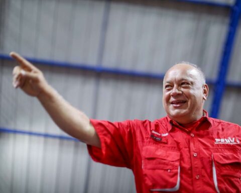 Diosdado Cabello: Our battle is against Imperialism