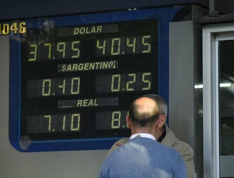 Dollar today: this is the price for Tuesday, February 7, according to the BROU