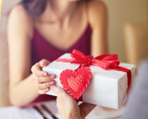 Ecoanalítica's "Valentine's Basket" warns of an increase in hotel prices