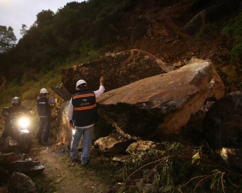 Emergency in Saladito, via Cali, due to landslide
