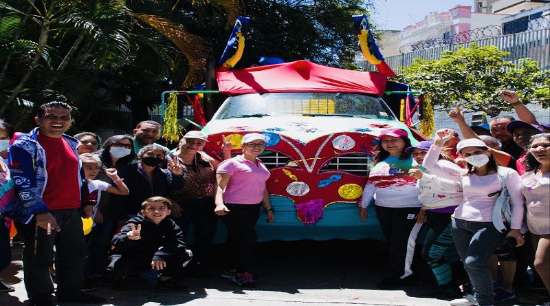 Todo listo para desfile de Carrozas de los Carnavales de Caracas